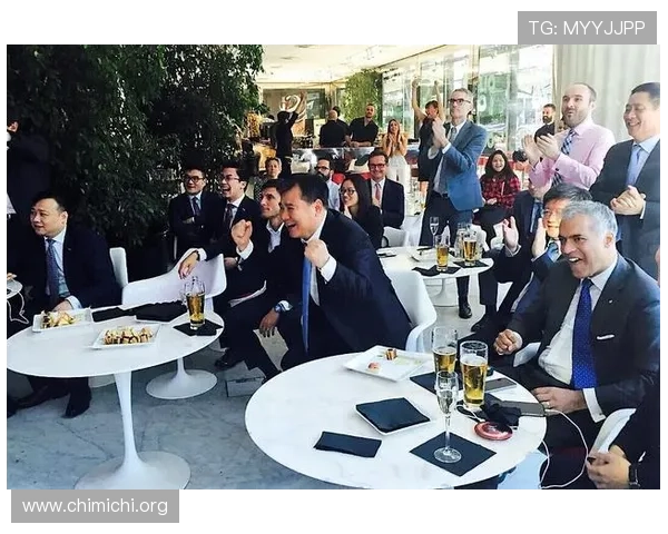 千亿球友会app官网入口最新官方入口地址分享帮助用户第一时间进入平台享受足球赛事